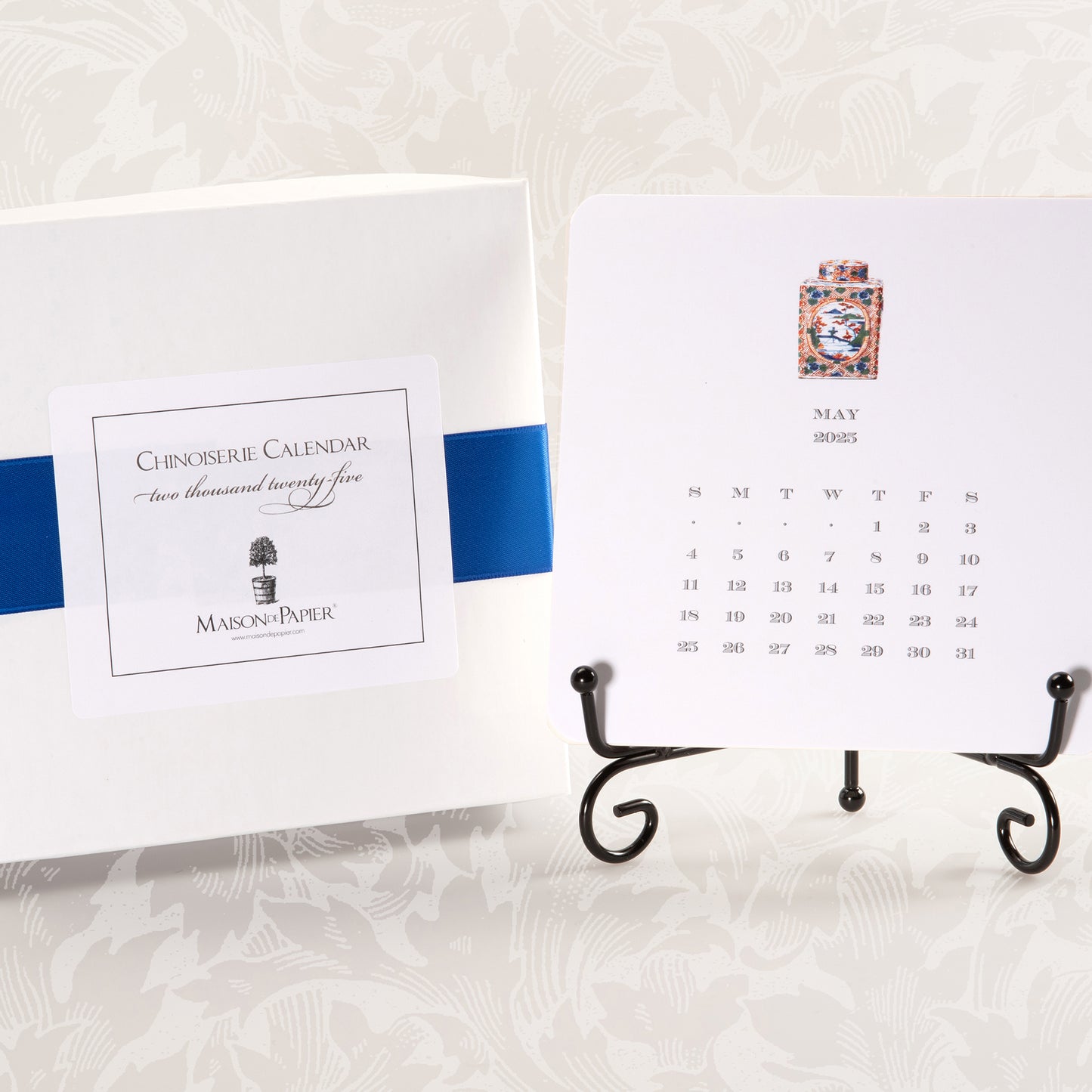 2025 Chinoiserie Calendar with Easel