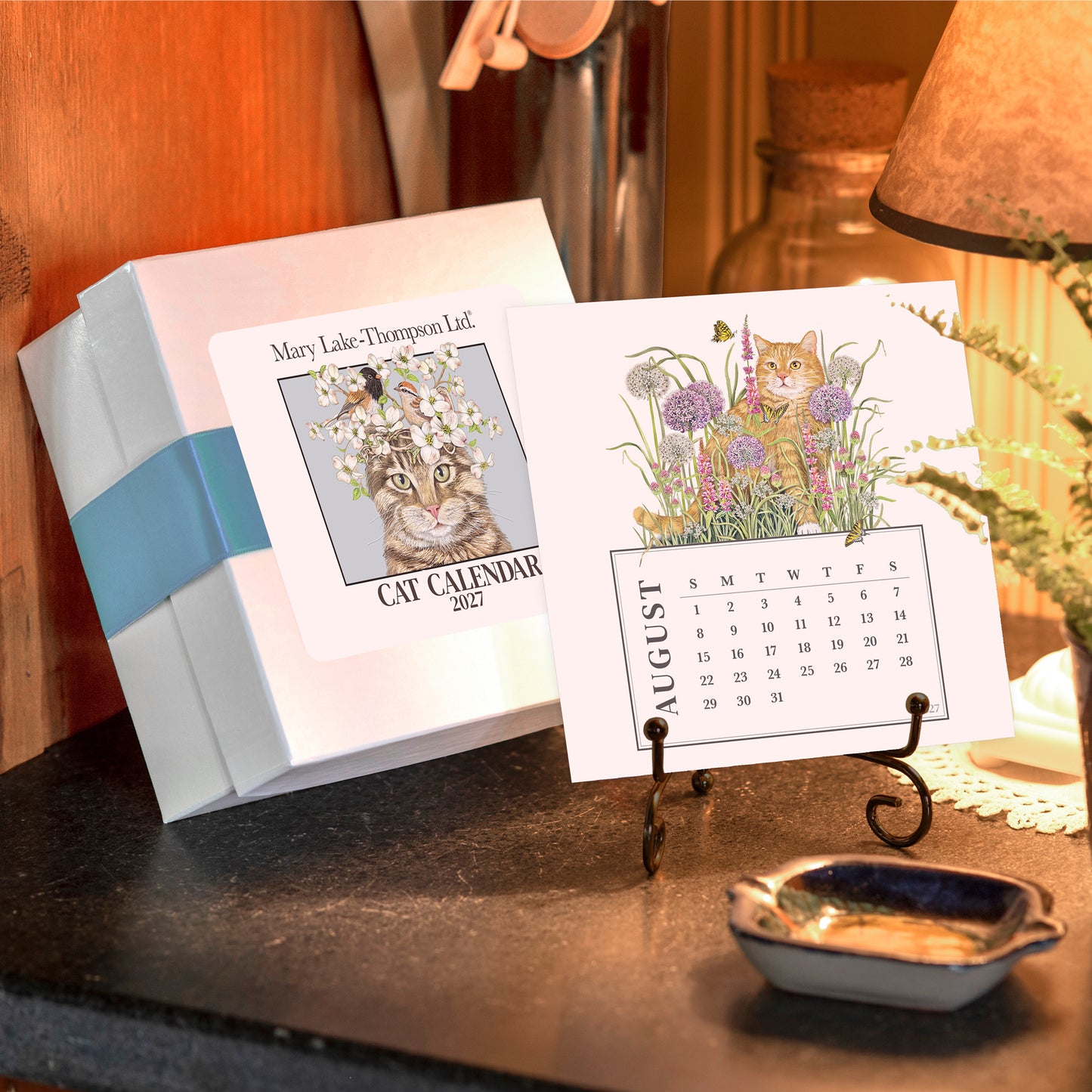 2027 Mary Lake-Thompson Cat Desk Calendar